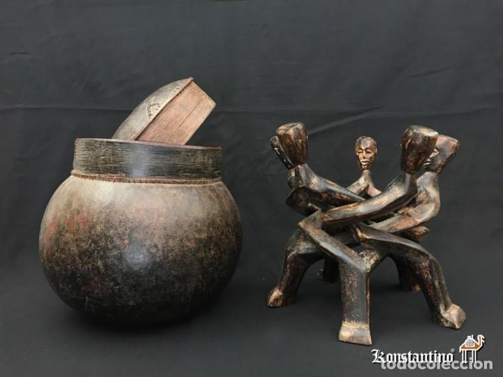 Arte: Olla de la etnia Yombe en el Congo - Foto 2