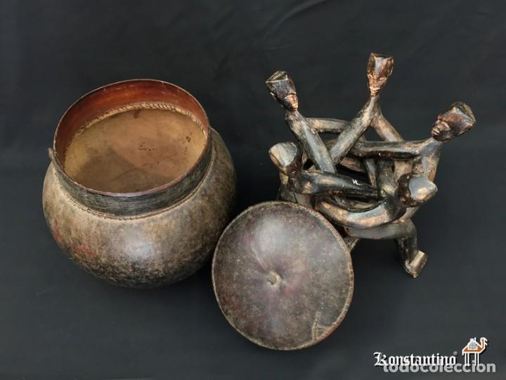 Arte: Olla de la etnia Yombe en el Congo - Foto 3