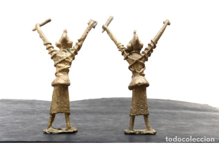 Arte: Par de figuras de lat&oacute;n Ashanti - Foto 7