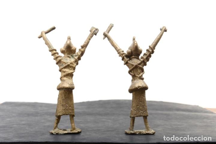 Arte: Par de figuras de lat&oacute;n Ashanti - Foto 8