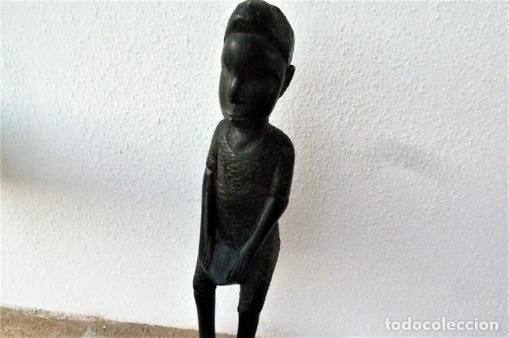 Arte: Figura africana tocando tambor - Foto 3