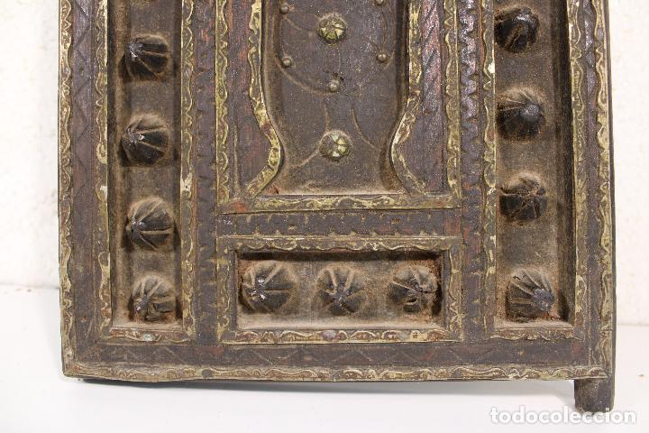 Arte: antigua puerta buda - Foto 5