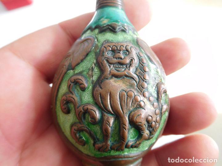Arte: Snuff bottle antiguo de cobre y esmalte - Foto 3