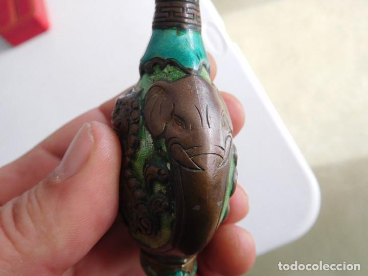 Arte: Snuff bottle antiguo de cobre y esmalte - Foto 10