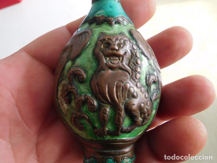 Arte: Snuff bottle antiguo de cobre y esmalte - Foto 11