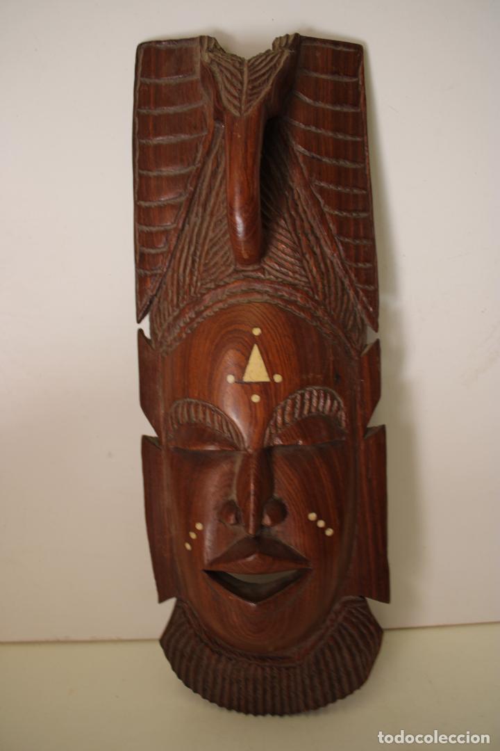 Arte: talla madera mascara africana - Foto 1