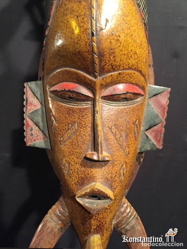 Arte: M&aacute;scara africana con calaos y cuernos - Foto 3
