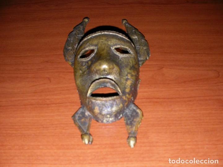 Arte: M&Aacute;SCARA DE METAL - Foto 4