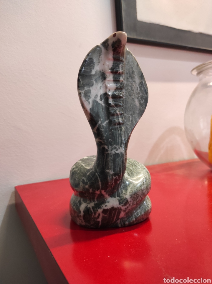 Arte: Serpiente cobra en piedra natural. - Foto 1