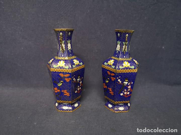 Arte: PAREJA DE JARRONES EN CLOISONNE - Foto 3
