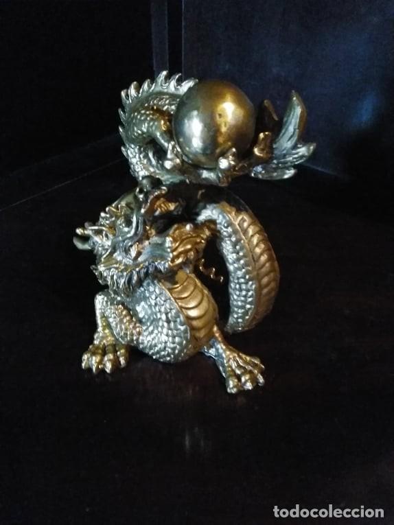 Arte: Drag&oacute;n de bronce chino jugando con bola - Foto 4