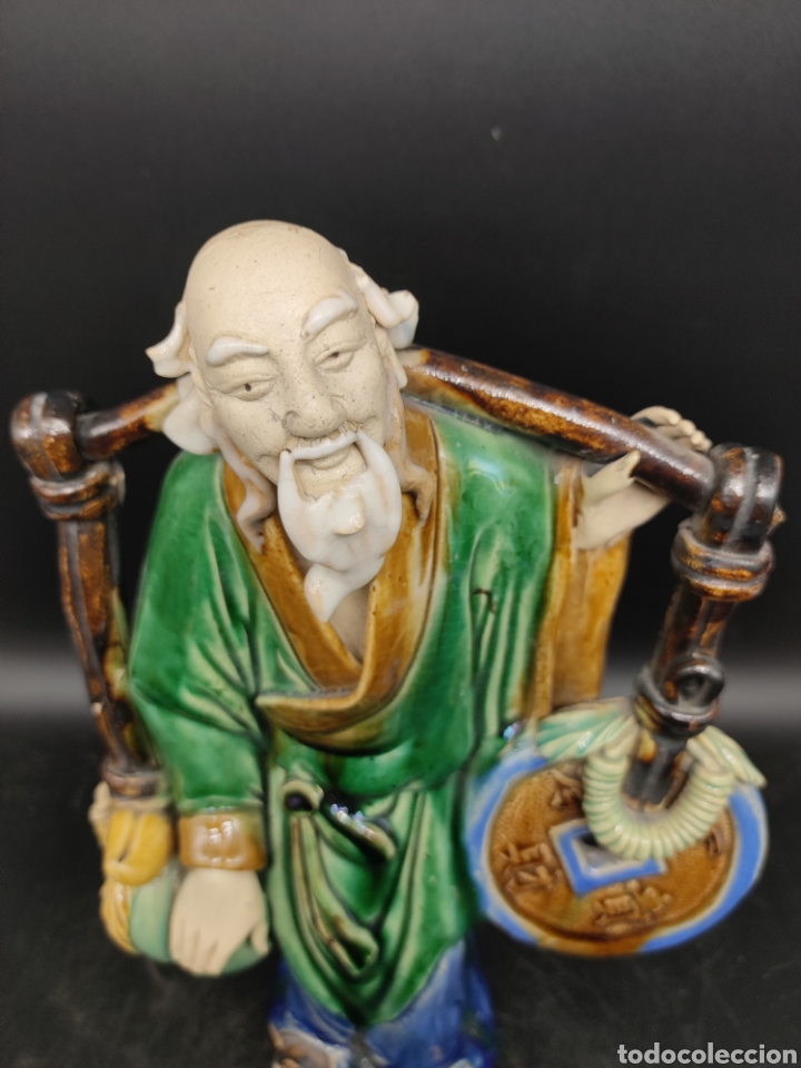 Arte: Personaje chino celadon. - Foto 2