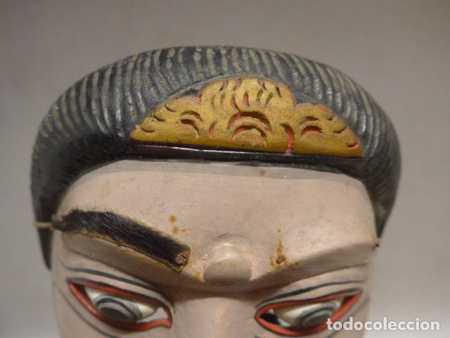 Arte: Antigua mascara de madera tallada, original de Java, Bali, Indonesia. - Foto 4