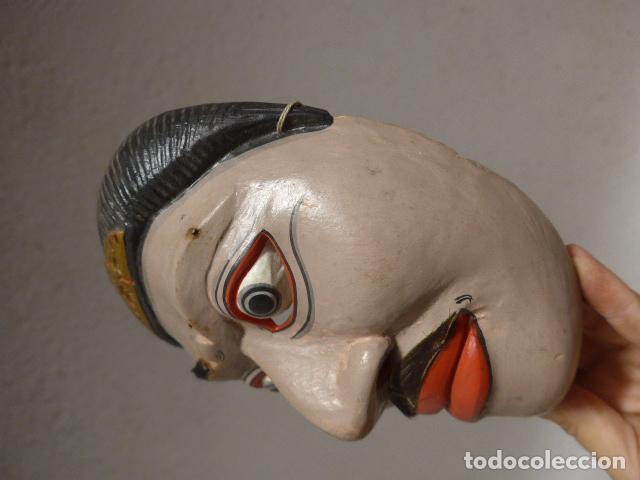 Arte: Antigua mascara de madera tallada, original de Java, Bali, Indonesia. - Foto 7