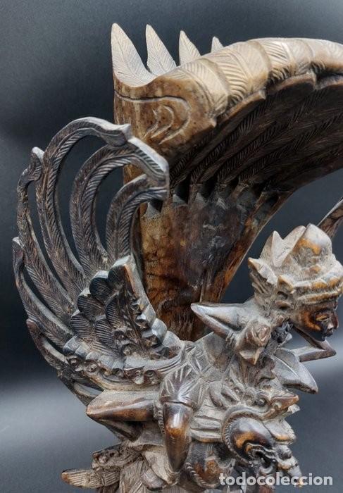 Arte: Escultura de garuda tallada en madera - Foto 3