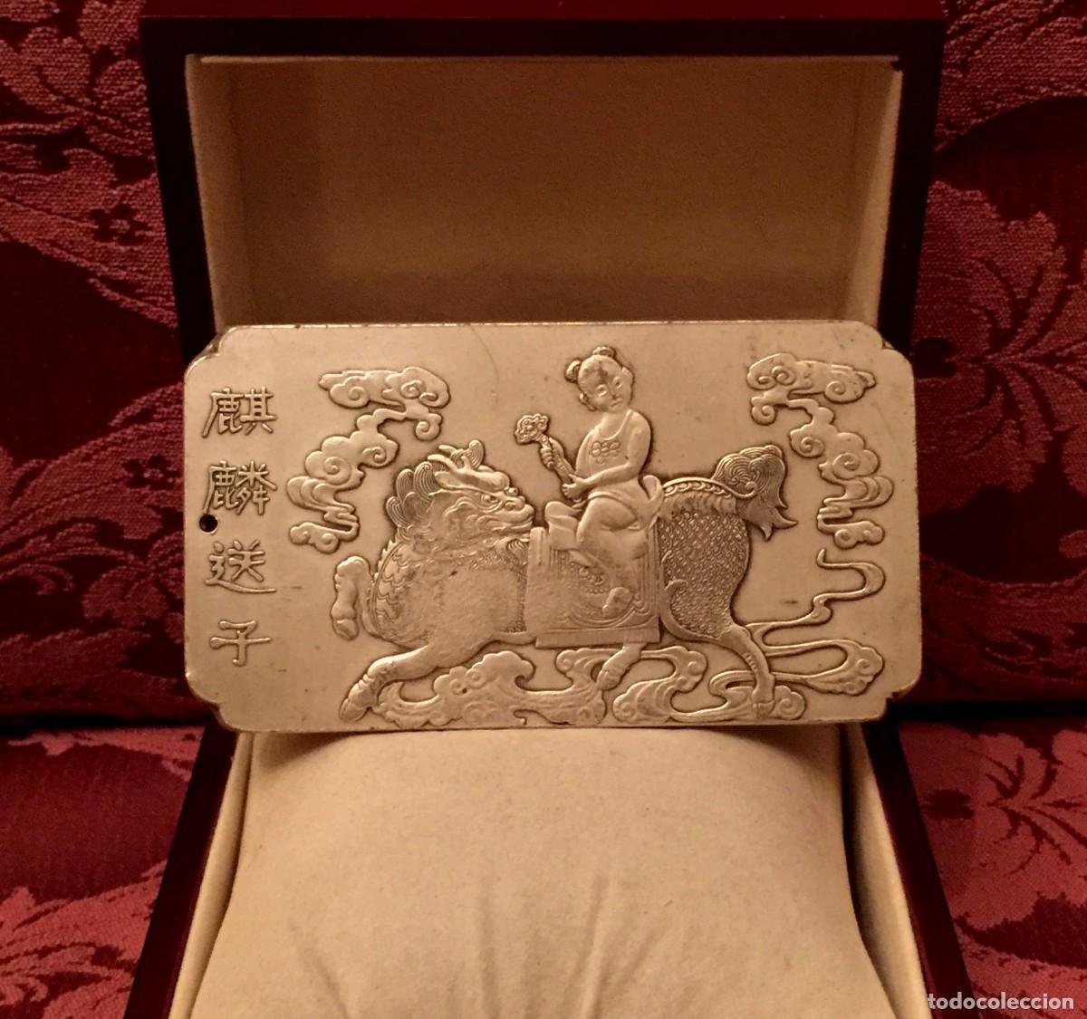 Arte: LINGOTE EN PLATA CON GRABADO DE DRAG&Oacute;N FOO - 135 GRAMOS - Foto 1