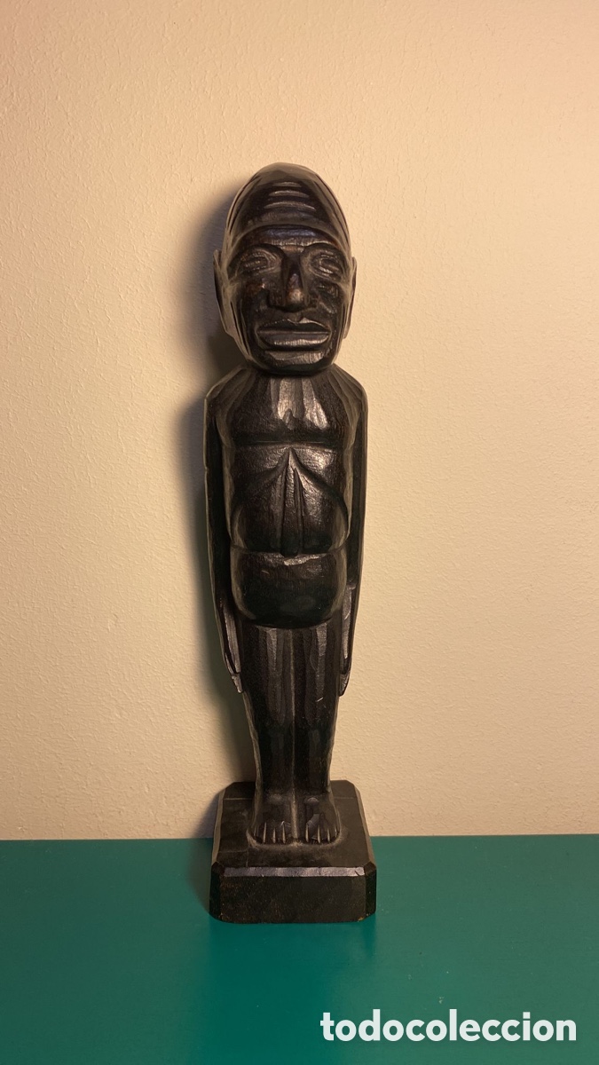 Arte: Figura / Escultura africana tallada en madera negra &mdash; Arte &eacute;tnico tribal &mdash; 20 cm