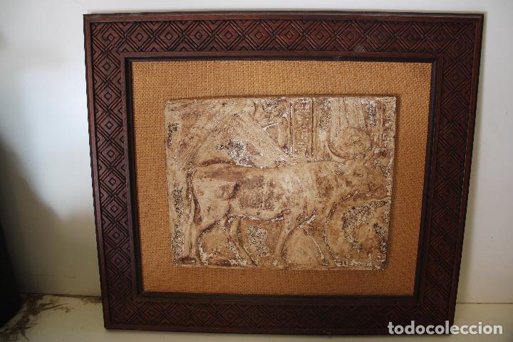 Arte: cuadro vaca arte egipcio relieve - Foto 1