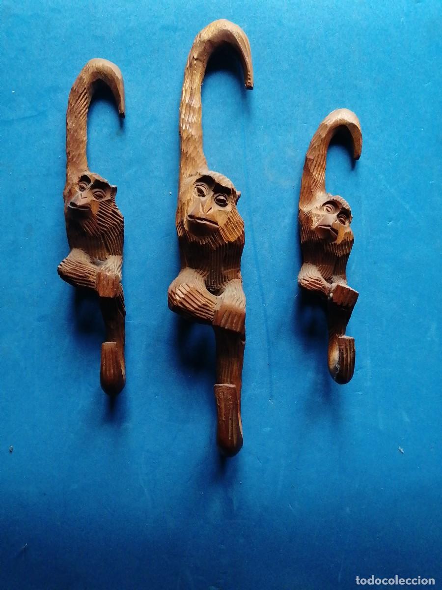 Arte: Monos tallados en madera - Foto 1