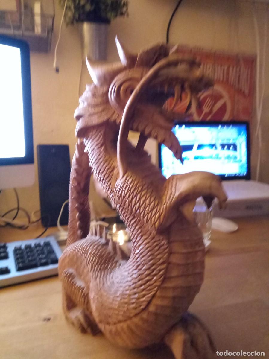 Arte: Drag&oacute;n tallado en madera - Foto 3