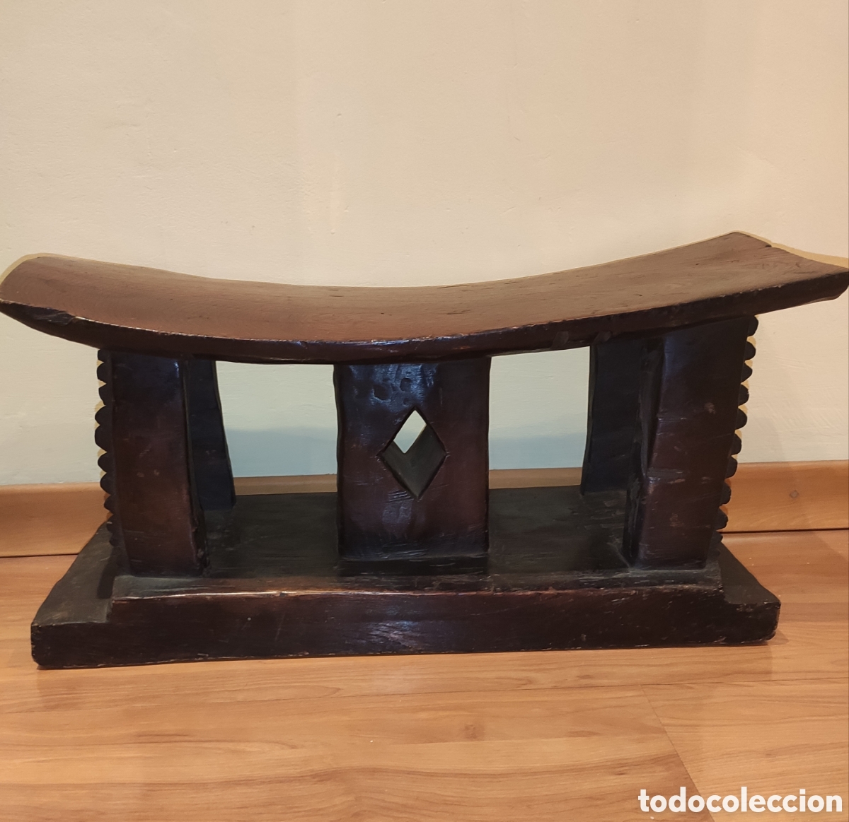 Arte: Taburete de uso Ashanti (Ghana) - Foto 1