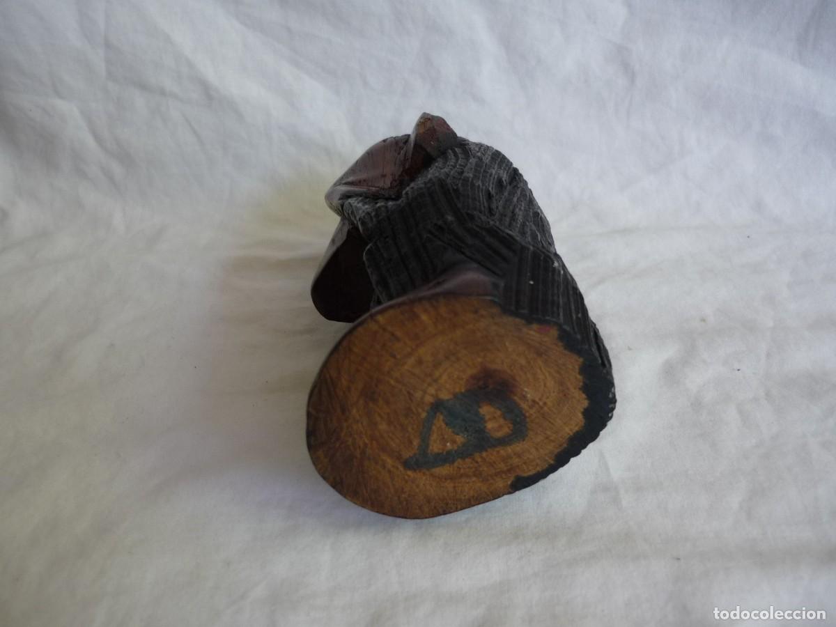 Arte: Figura de mono tallada en madera - Foto 7