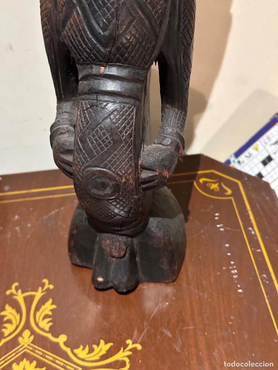 Arte: Lote de dos figuras etnicas, madera - Foto 6