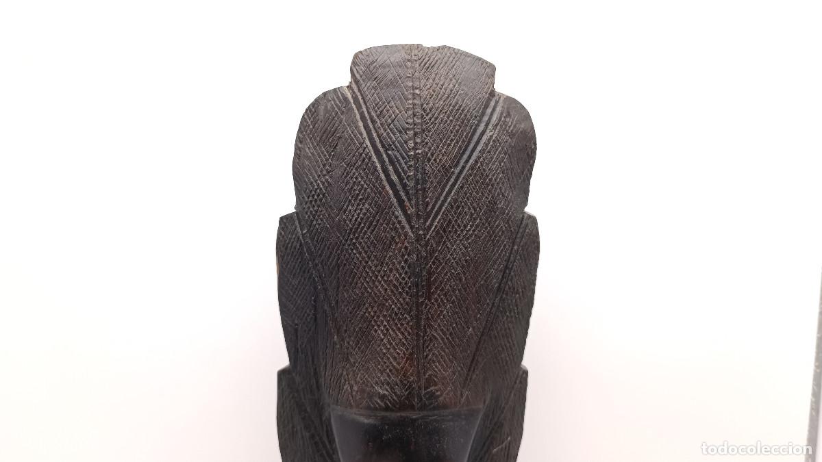 Arte: Busto africano de madera ebanizada - Foto 2