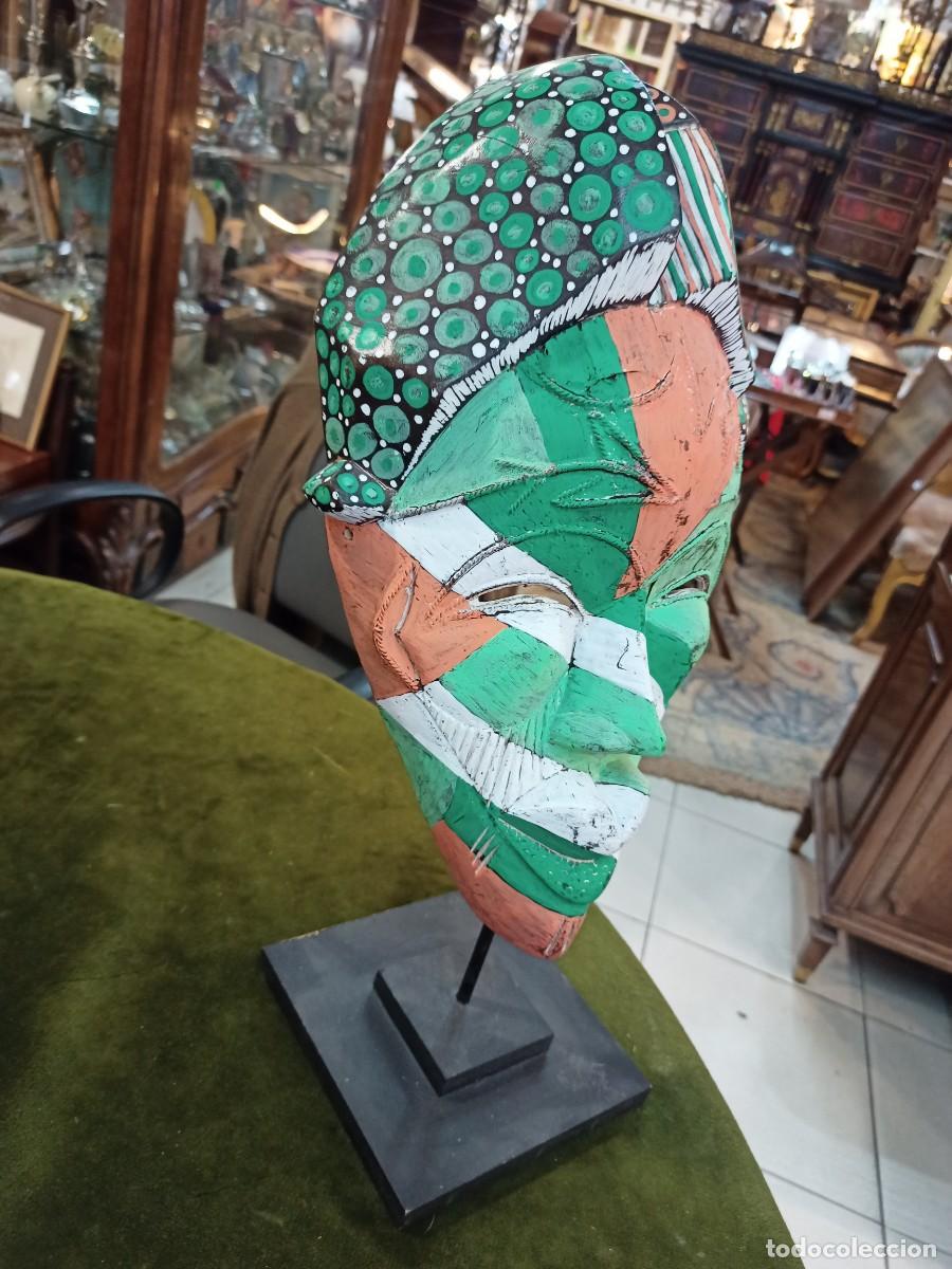 Arte: Mascara africana decorada. REF-6840 - Foto 2