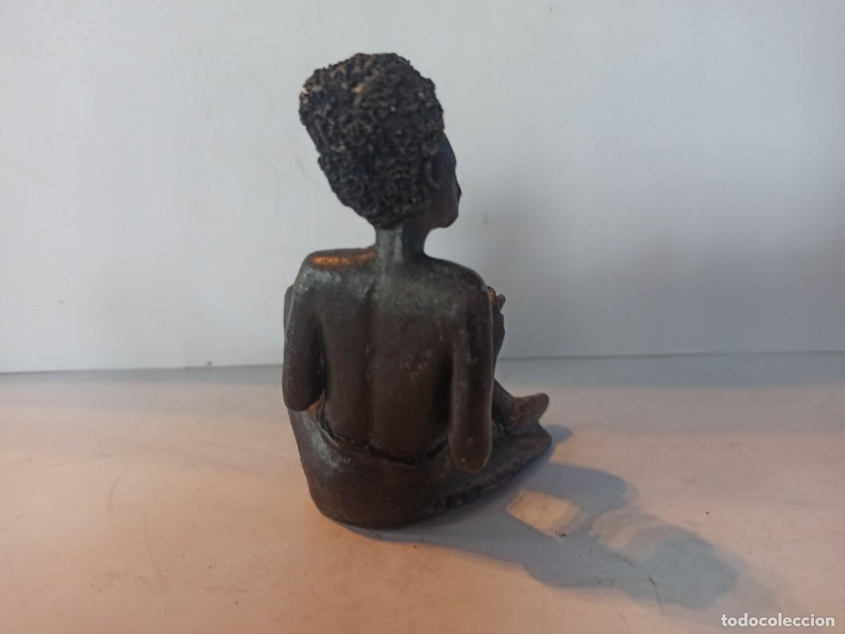 Arte: Figura firmada - Foto 2