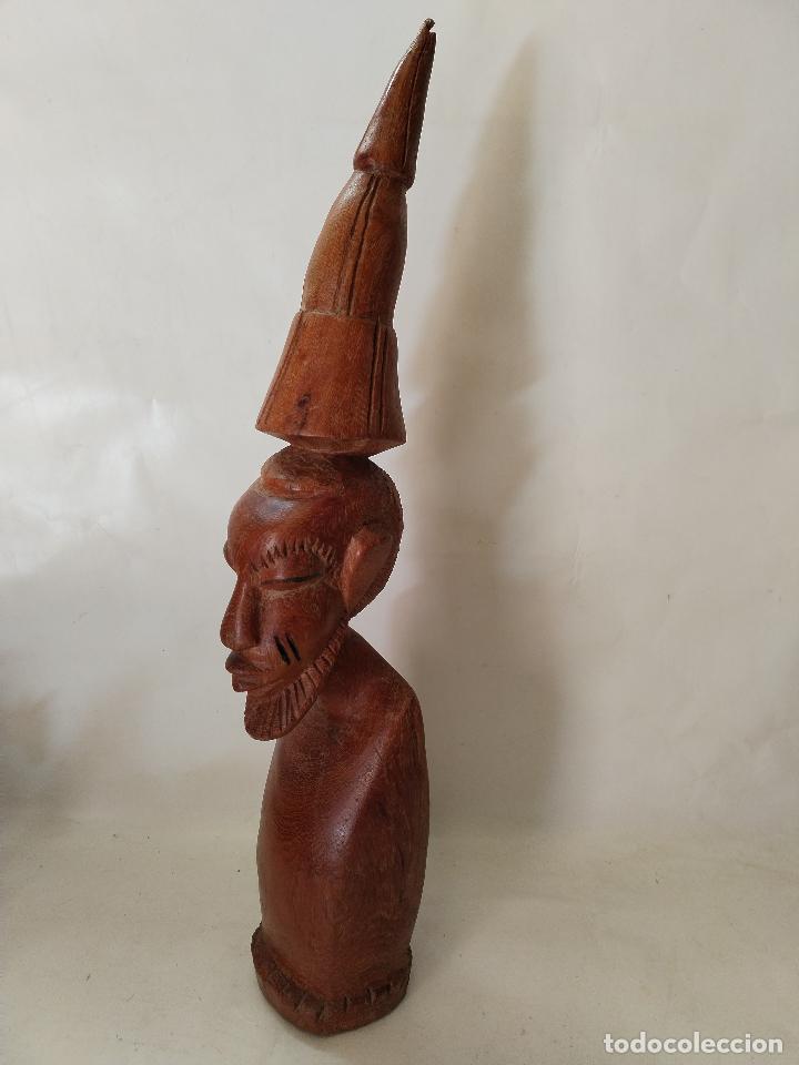 Arte: figura hombre talla africa