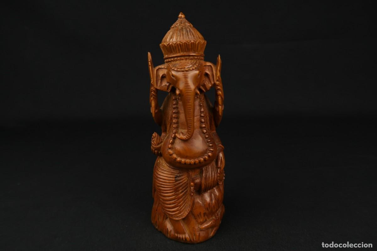 Arte: Antiguo Buda Indio tallado en Madera - Foto 1