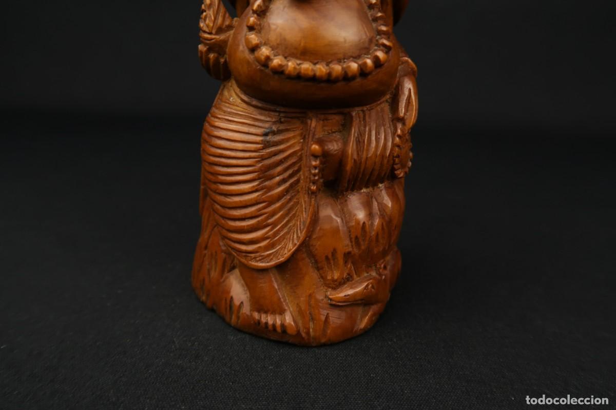 Arte: Antiguo Buda Indio tallado en Madera - Foto 4