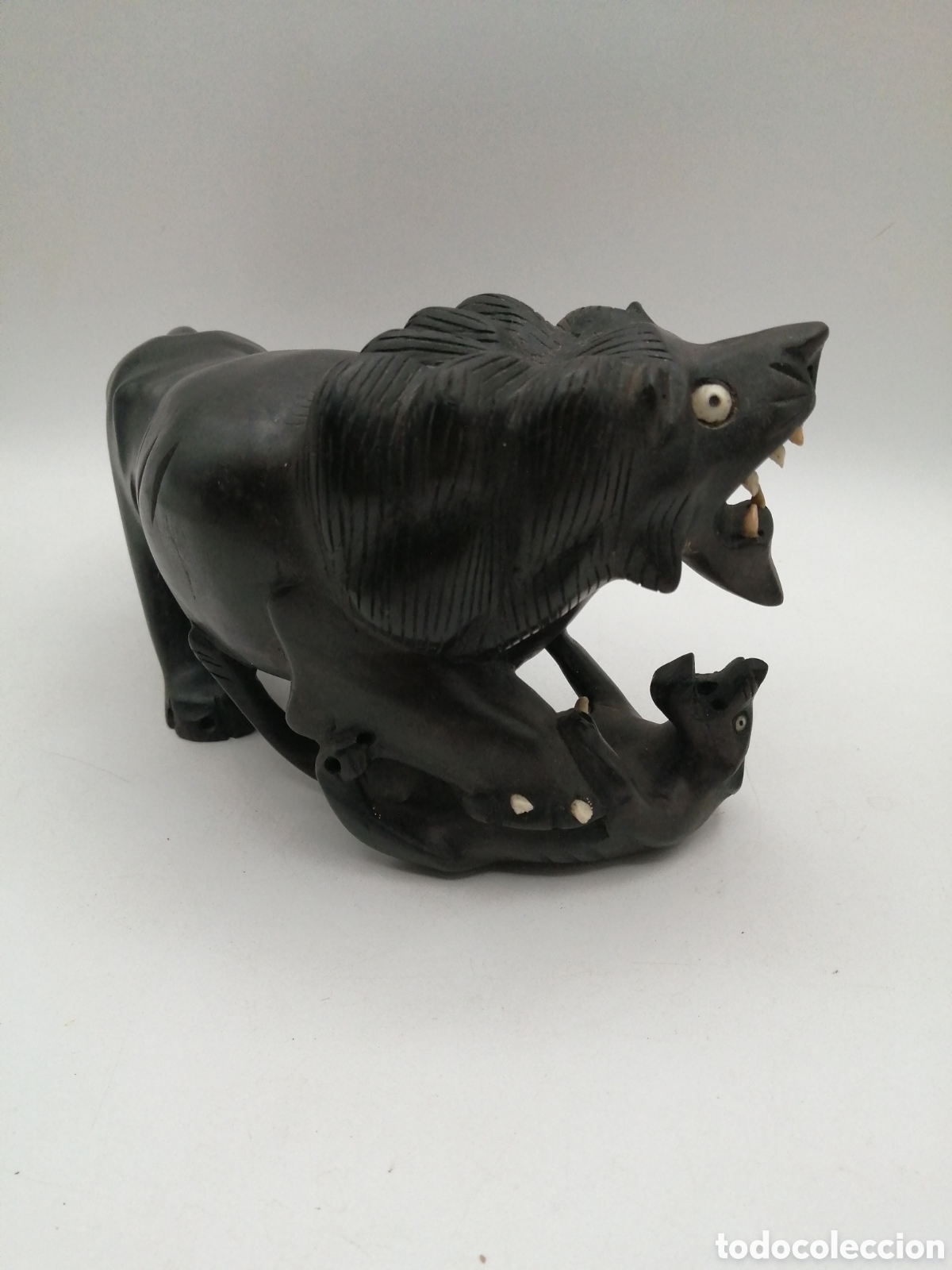 Arte: Escultura &eacute;bano. Le&oacute;n cazando - Foto 5