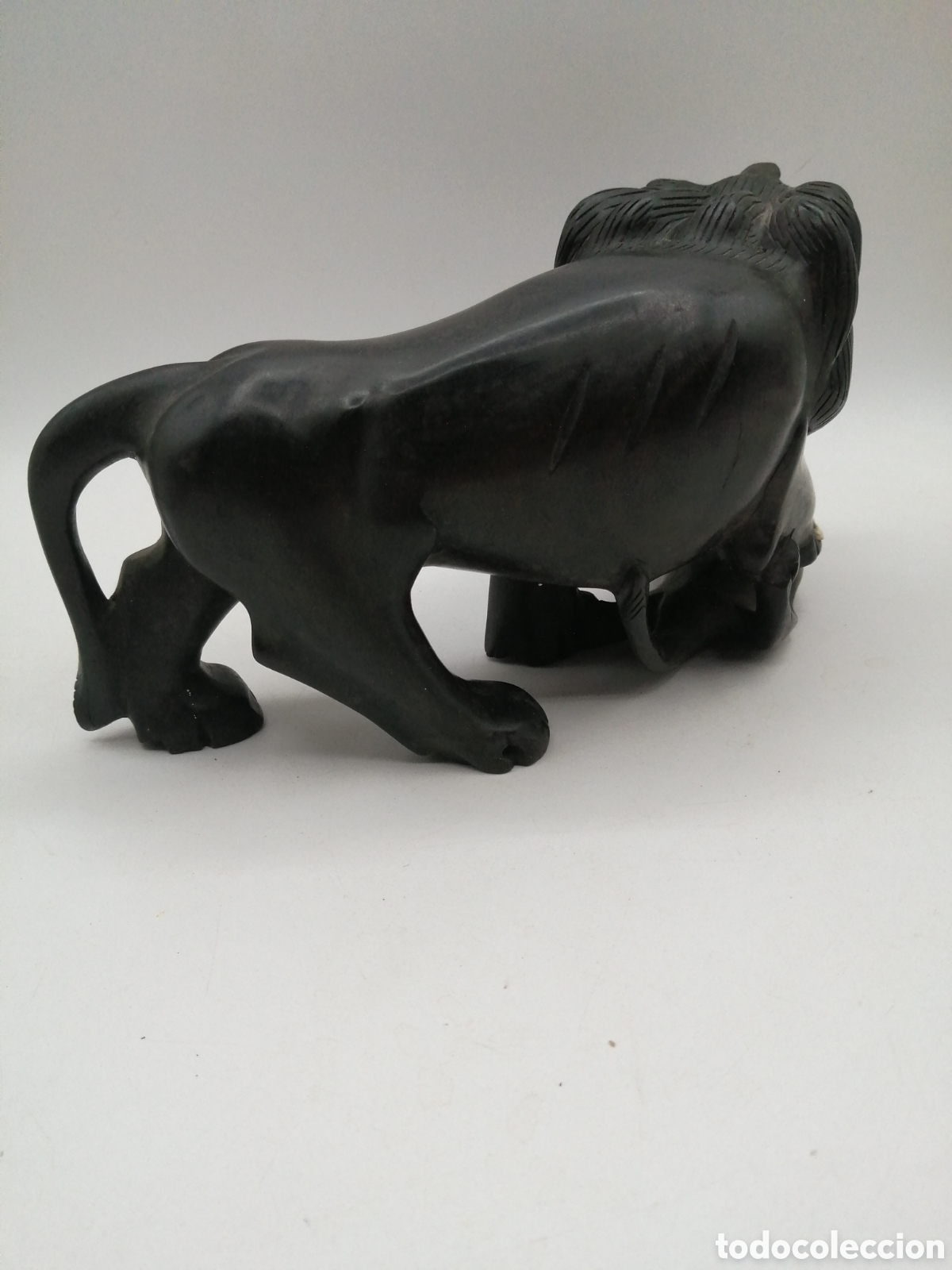 Arte: Escultura &eacute;bano. Le&oacute;n cazando - Foto 6