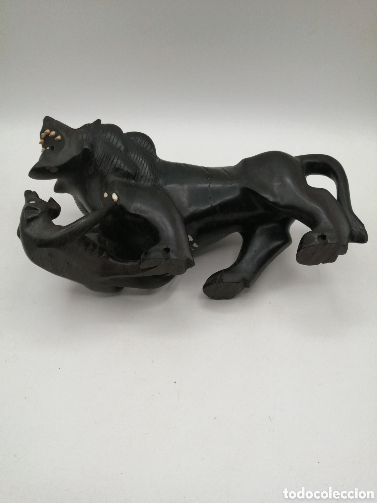 Arte: Escultura &eacute;bano. Le&oacute;n cazando - Foto 8