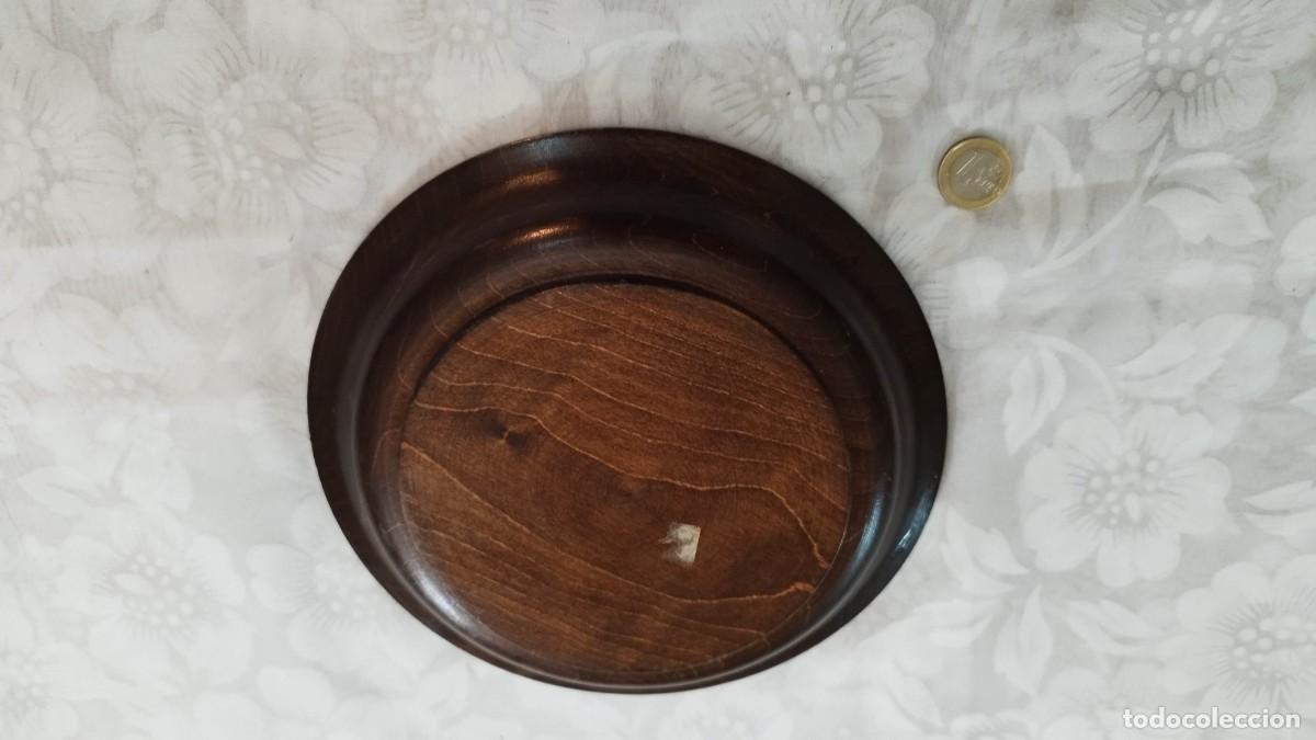 Arte: Plato repujado de madera labrada - Foto 2