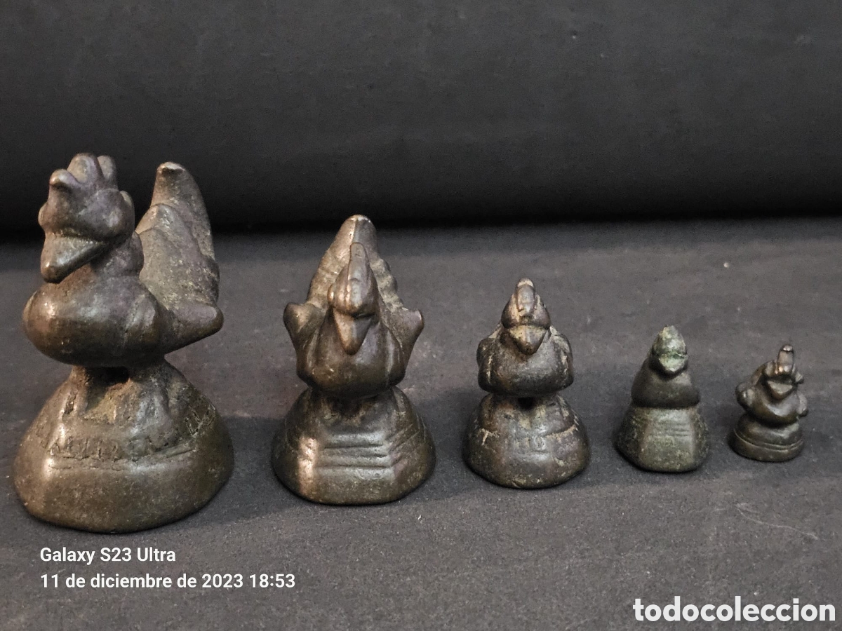 Arte: Pesos Opio en Bronce. Pollos Hintha. - Foto 3