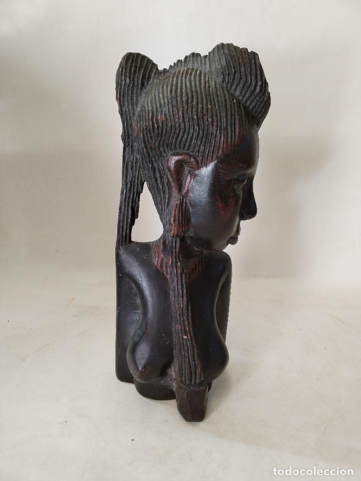 Arte: talla madera busto de mujer africana