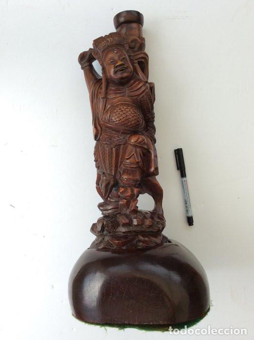 Arte: Figura de antepasado tallada en madera - Foto 1