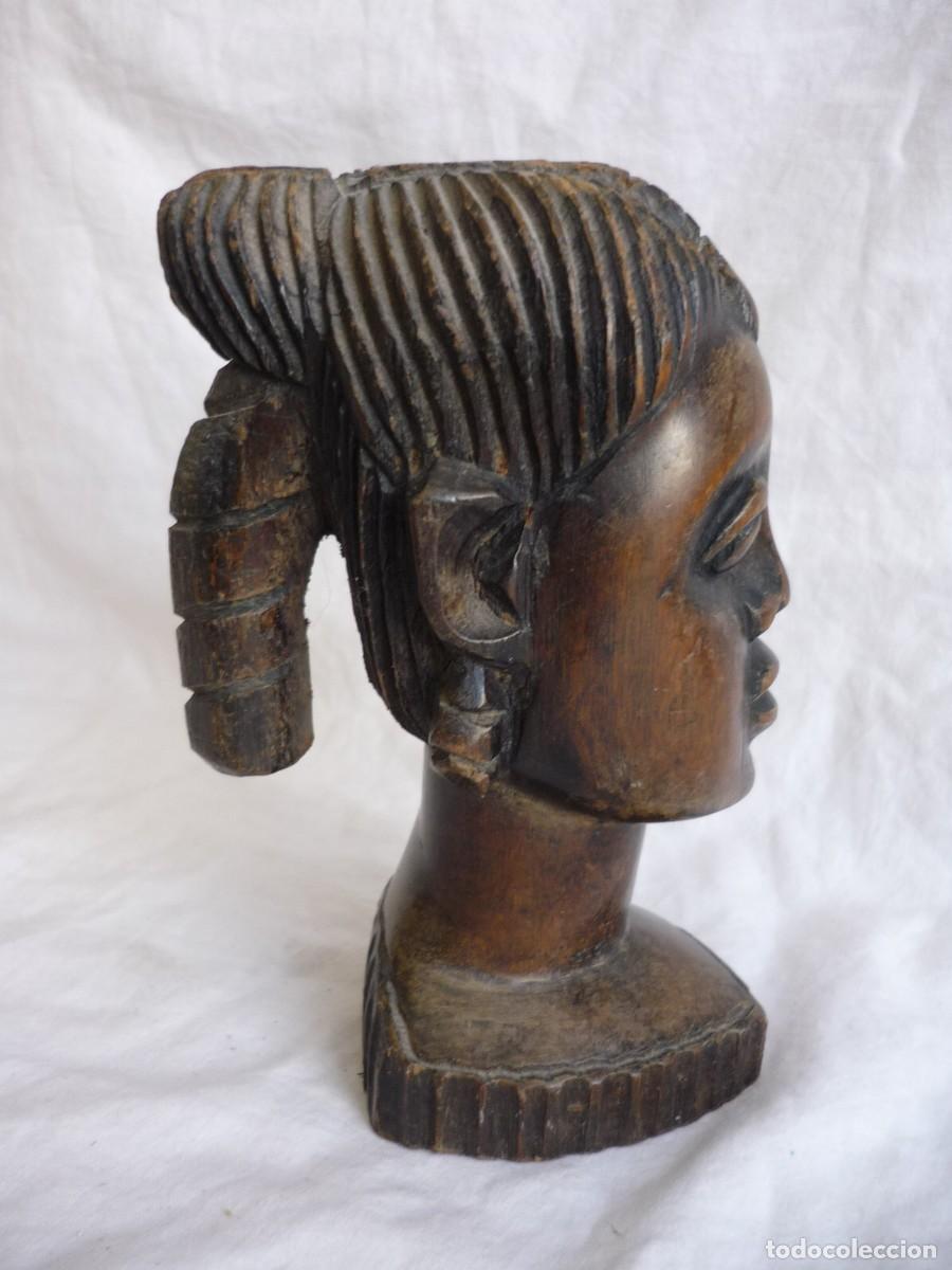 Arte: Busto de mujer aborigen tallada en madera - Foto 3