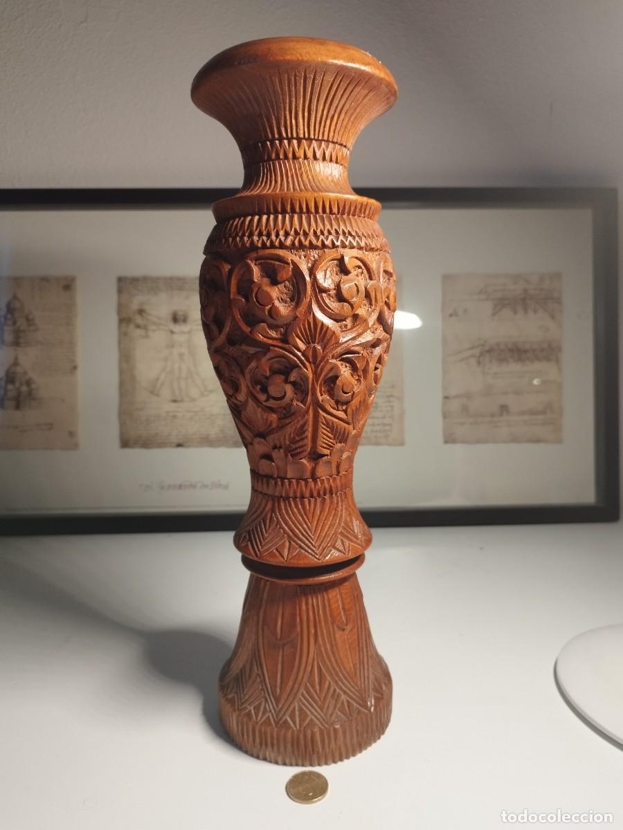 Arte: Jarr&oacute;n candelabro de madera labrada pesado - Foto 1