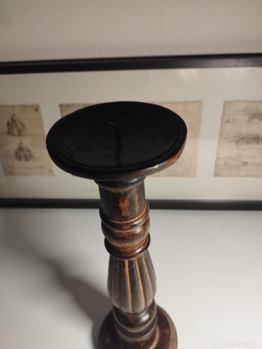 Arte: Soporte de madera labrada para vel&oacute;n - Foto 3