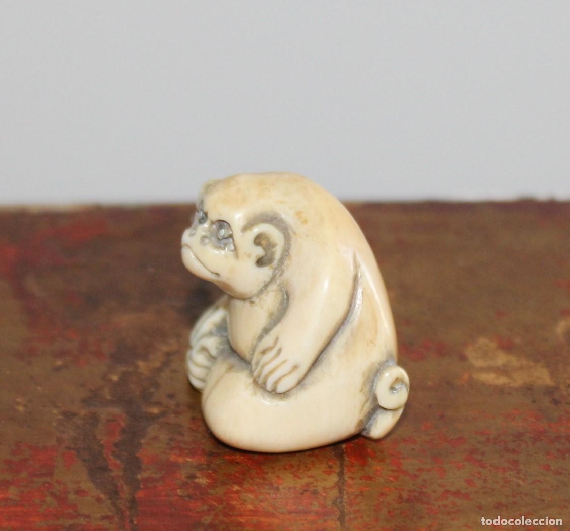 Arte: NETSUKE DE MARFIL ANTIGUO, MONO - Foto 2