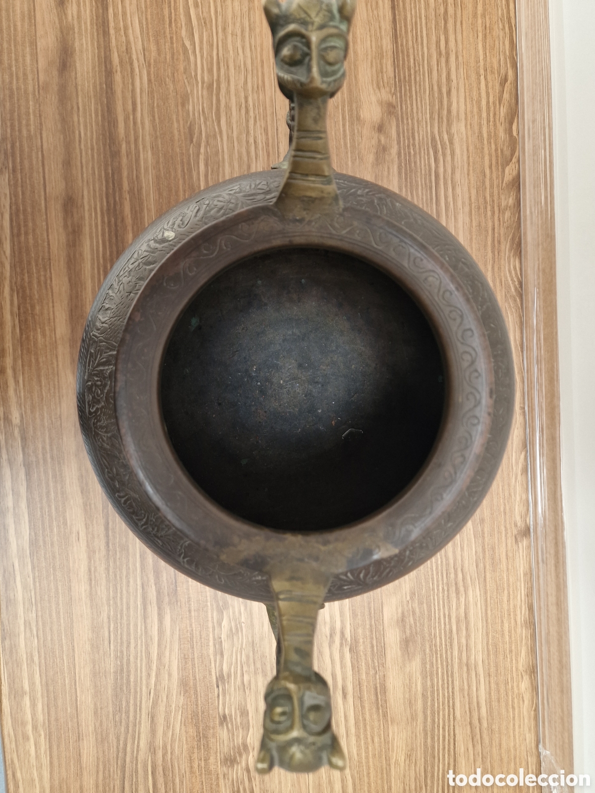 Arte: Vasija de bronce de la India - Foto 4