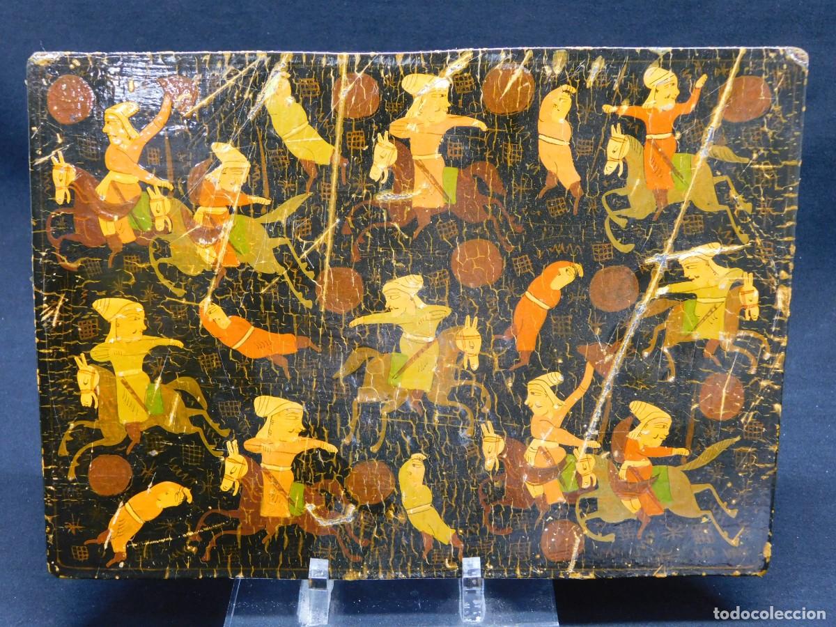 Arte: TABLA DE MADERA LACADA HIND&Uacute; - Foto 3