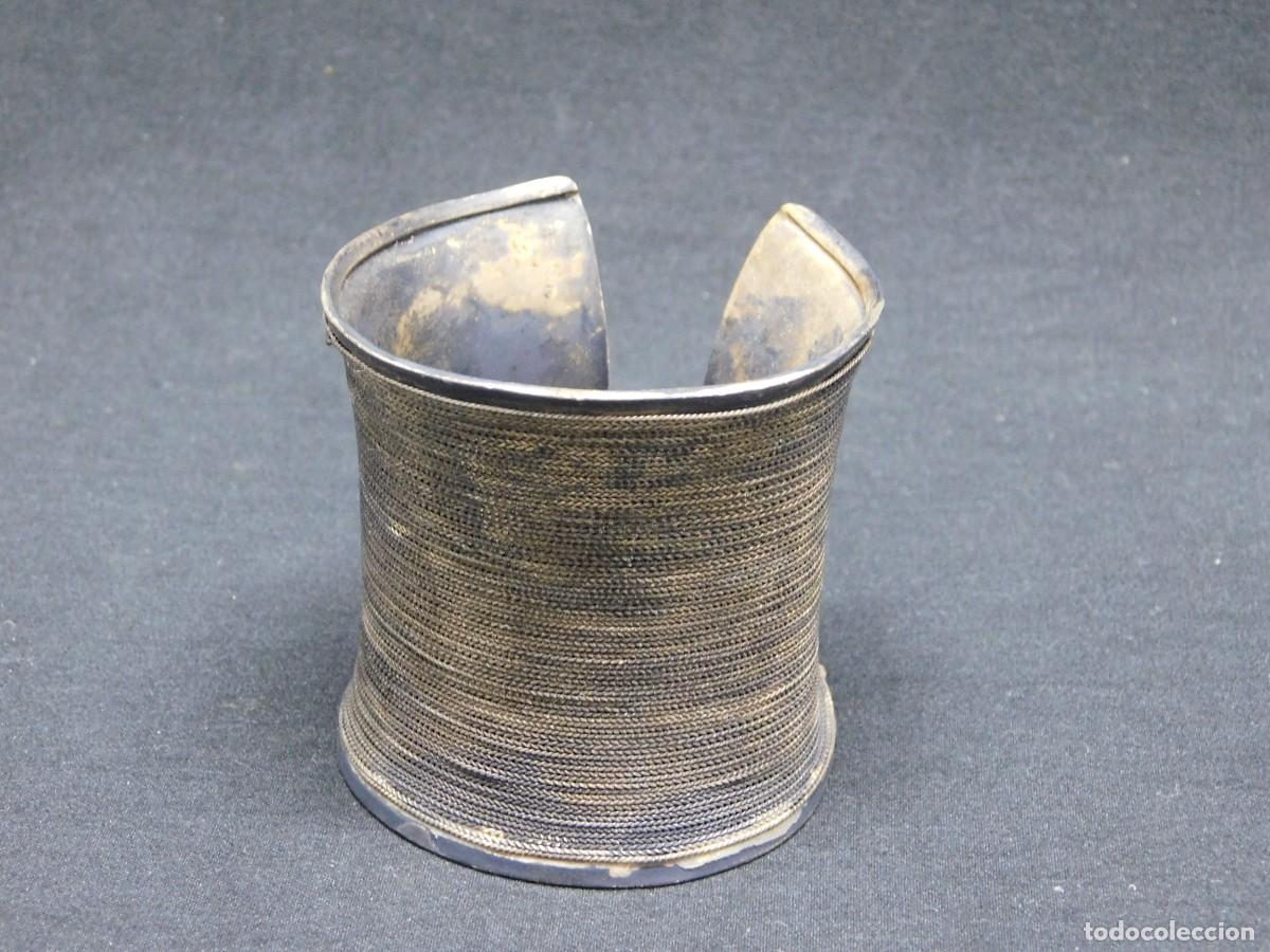 Arte: BRAZALETE DE METAL PLATEADO - Foto 2
