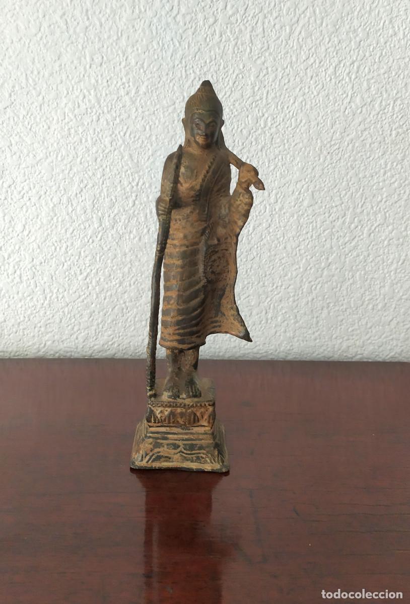 Arte: BUDA DE PIE - Antigua figura de bronce - Foto 2