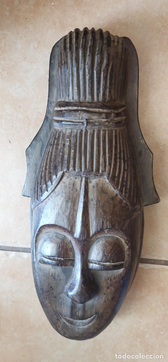 Arte: M&aacute;scara Africana de madera tallada - Foto 1