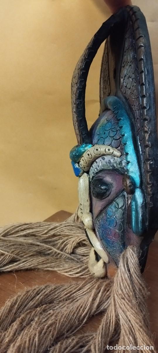 Arte: M&aacute;scara Africana de barro - Foto 4